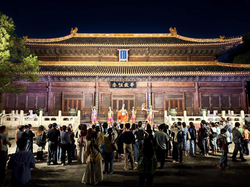 遇！“人文”与“经济”辉映共生mg不朽情缘游戏登录入口双节相(图7)